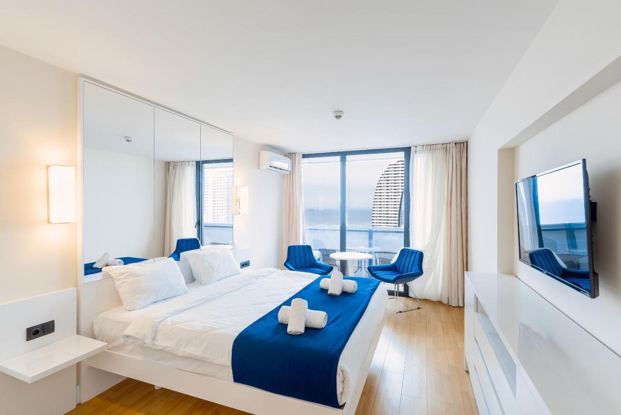 Grand City Apart-Hotel Batumi Exterior foto