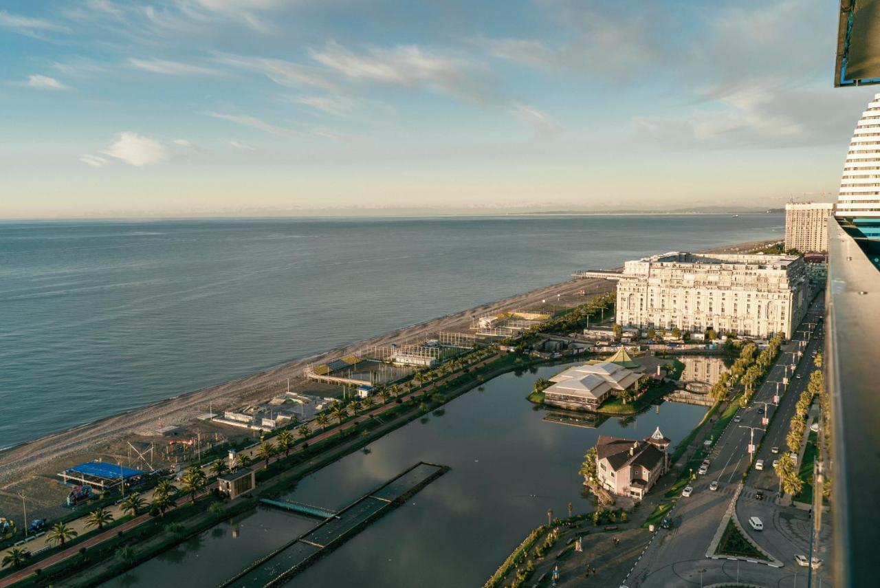 Grand City Apart-Hotel Batumi Exterior foto